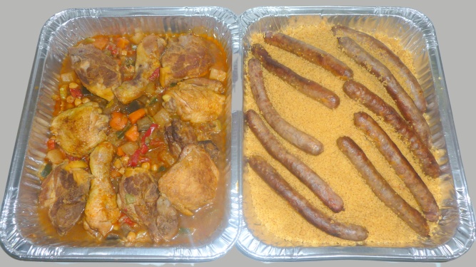 plat de couscous royal aux 3 viandes : poulet, agneau et merguez